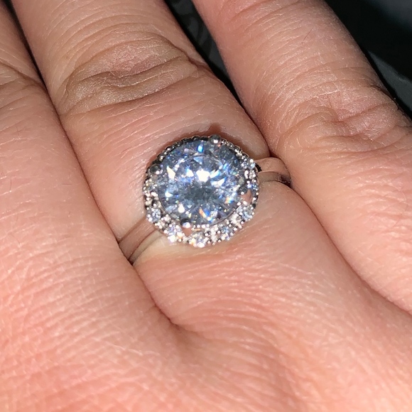 Macy's Jewelry - - Silver Plated CZ Ring Size 9